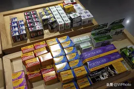 还有玩胶片相机的摄友吗？来三里屯LOMOPARTY相机店逛逛图片
