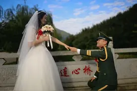 军婚时刻，高甜撒糖！军营集体婚礼给你不一样的浪漫图片