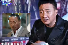 吴京张涵予跟他撒娇，孙红雷被他摸脸杀，他才是硬汉界的NO.1图片