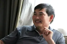 李谷一不再沉默，说出朱之文的歌唱水平，评价太真实了图片