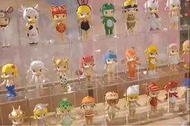 85后夫妻靠卖玩具，年入16亿，盲盒的暴利模式你们不懂图片