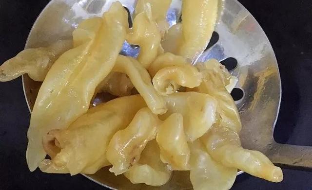 花胶炖猪骨头汤功效 花胶炖猪骨头汤功效与禁忌