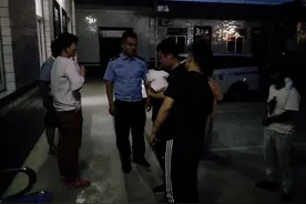 新生儿惨遭狠心父母遗弃  华阴警方及时救助暖心图片
