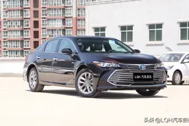 预算30多万的家用车，顶配亚洲龙、低配雷克萨斯ES，怎么选？图片