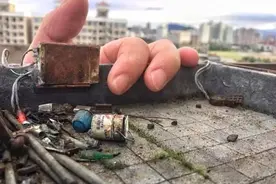 他的微缩作品，因为过于逼真，被网友质疑，解释和证明都没有用图片
