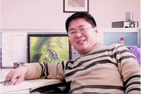 扮乞丐捡烟头吃垃圾，被500元买走捣毁黑砖窑的卧底记者，还好吗图片