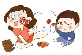 为什么孩子总喜欢扔东西？那是因为到了关键的“空间敏感期”图片