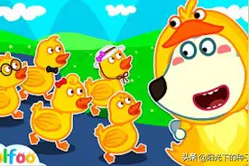 小灰狼、熊猫、小猪扮演有趣的鸭妈妈图片