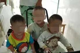 阜阳刚满周岁的三胞胎深夜中毒，紧急送医！中毒当晚，曾吃过卤豆干、巧克力饼干等零食，来自附近小卖部图片