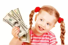 当孩子要零花钱时，有智慧的家长不会这样回答，你呢？图片