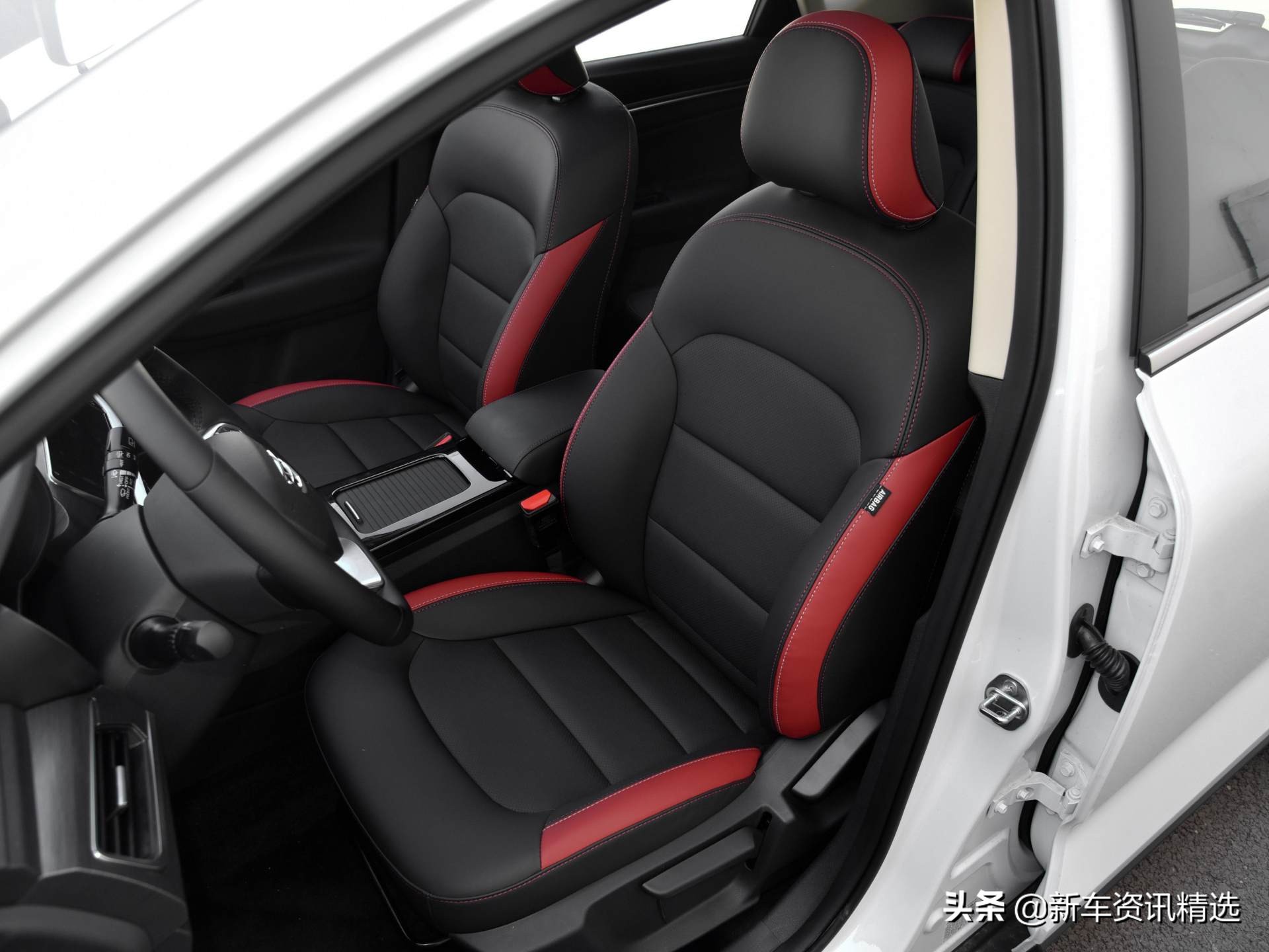 吉利帝豪GS实拍评测_帝豪gs问题都出来了_紧凑型SUV车型对比