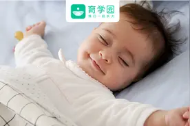 给宝宝用错枕头伤骨头，这样的智商税你是不是还在交？图片