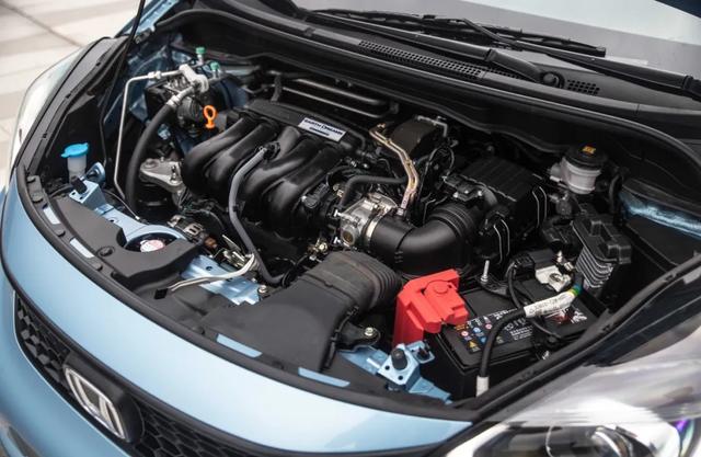 底盘/隔音/配置全面升级，自动挡8.18万起，全新一代飞度又要火了