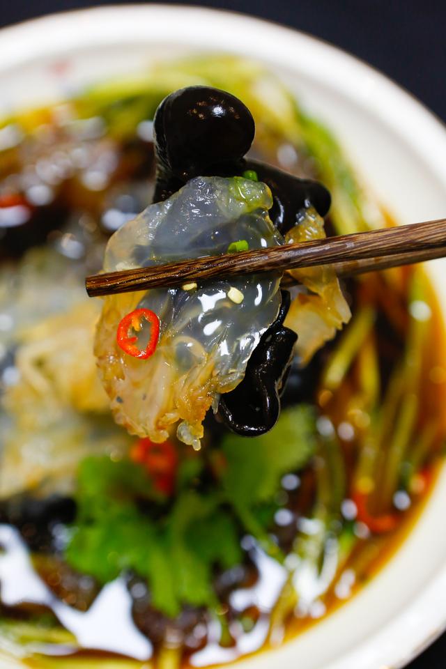 花胶猪肚的功效与作用及食用方法 2026年花胶猪肚的功效与作用及食用方