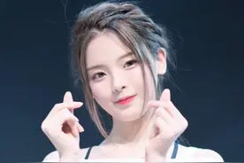 杨超越、虞书欣、张艺凡：“美丽废物”，女团必备图片