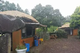 农村大年三十晚上，大门口放根木棍有啥讲究？