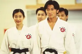 盘点TVB偶像剧，谢霆锋主演唯一大台剧集，集齐三位星二代图片