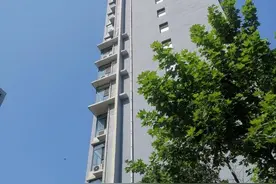二拍72W起邯郸市天泽园小区6号楼A单元8层房产面积103.1平米图片