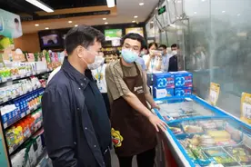 苏宁三十年：服务制胜论图片