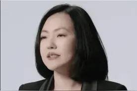 41岁小S久未现身，面部圆润身材发福，网友吐槽认不出图片