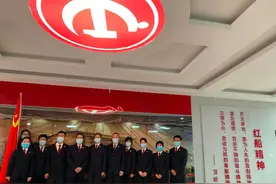 心系祖国庆华诞，检察为民暖社区——九三人民检察院第二党支部扎实开展“我为群众办实事”主题党日实践活动图片