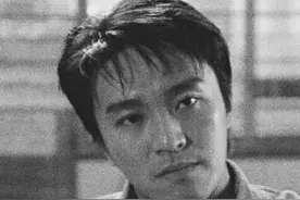 喧嚣下孤独的灵魂，喜剧之王周星驰图片