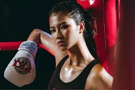 美女明星都在练搏击，它已成为时尚又性感的运动，野性的美！图片