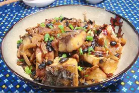 腊鱼一蒸就硬？原来是这一步做错了，教你正确做法，腊鱼松软香嫩图片