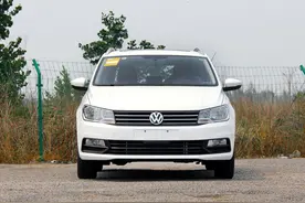 大众为了“清库存”，桑塔纳一口气降至5.69万，还值得入手吗？图片