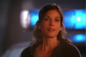 看美剧学口语：There he was. Like a phoenix rising from the ashes.图片