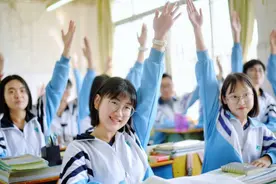 民办学校转为公办，老师可直接享有公办编制吗？教育部回应来了图片