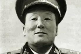 西藏贵族出身的开国中将，曾和阿沛同为西藏军区副司令员，国庆观礼受到毛主席亲切接见图片