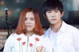 易烊千玺妈妈曾是打工妹，为培养儿子辞掉工作，这场豪赌她赢了图片