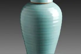 宋代青瓷守护者李国祥的珍品收藏赏析图片