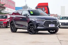 总被黑的比亚迪唐DM，在郑州暴雨表现亮眼，涉水加外放电引来点赞图片