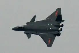 那年歼-20首飞 美国人信了没？图片