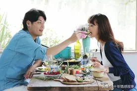 42岁二婚女博士到相亲男家洗了个澡后，次天被拉黑她哭得昏天暗地图片