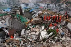 当年汶川地震被救下的22岁女孩，嫁给救命恩人后，如今过得如何图片