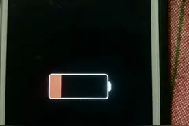 苹果手机真的不能换第三方电池吗？维修师傅说出真相图片