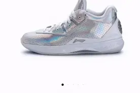 李宁回应天价鞋：设“门槛”规避炒鞋，网友：鞋贩子和平台隐身了？图片