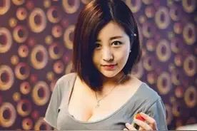 国家级台球裁判吕帅希，因身材出众一夜爆红，如今成内衣模特图片