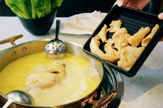 花胶墨鱼猪肚汤 2026年花胶墨鱼汤的做法大全