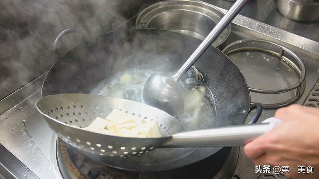 鲫鱼和花胶的做法大全 2026年鲫鱼和花胶的做法大全窍门