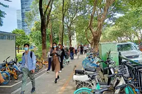 广州21号线地铁开通后，绿地智慧广场神舟路段人流有所增加图片