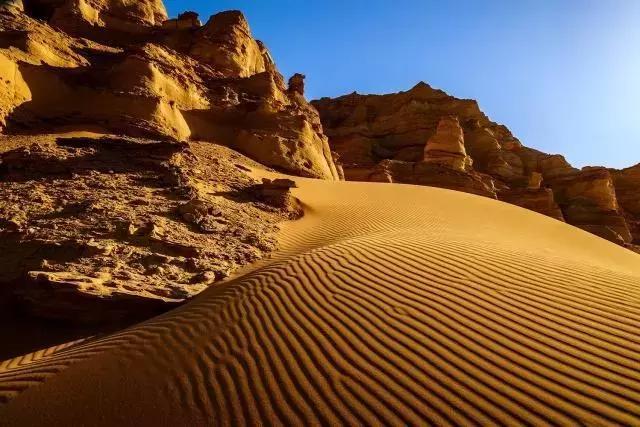 “弱水三千，只取一瓢”从何而来，喻意是什么？