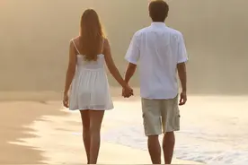 征服一个女人最好的方式：弃猫效应图片