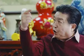 相声名家刘洪沂：侯耀文当年收郭德纲为徒，属于一石四鸟图片