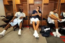 NBA更衣室的潜规则，巨星也要遵守，拉塞尔破坏规矩被全队嫌弃图片