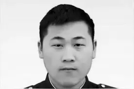 痛心！坠落时他也未曾松手……飞身救人坠楼的消防员不幸牺牲图片