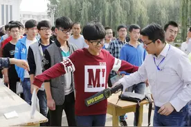 明天高考，进考场带什么？穿什么？什么时候进考场？图片